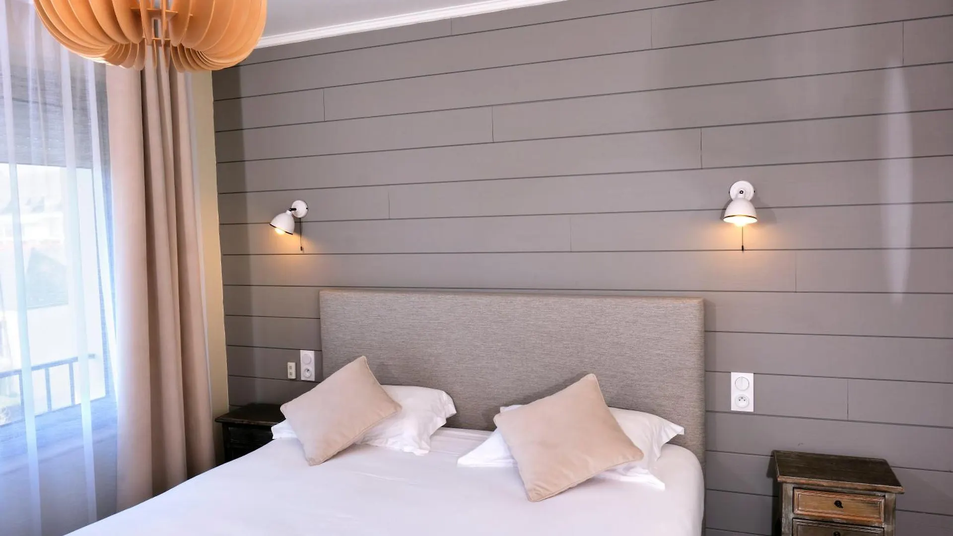 Hotel The Originals City, Hôtel Armen Le Triton, Roscoff