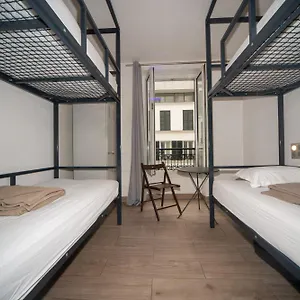 Hostel Enjoy Paris