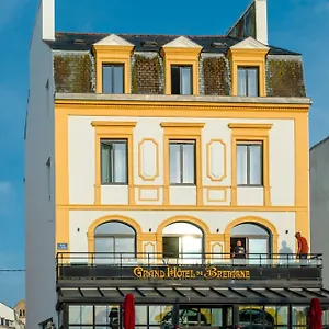 Otel Grand De Bretagne, Le Palais
