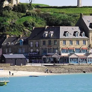 Otel La Mere Champlain, Cancale